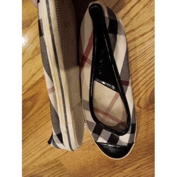 Burberry Nova Check Plaid Ballet Flats Cap Toe Patent Leather Fabric Shoe 38 8 - Picture 2 of 10